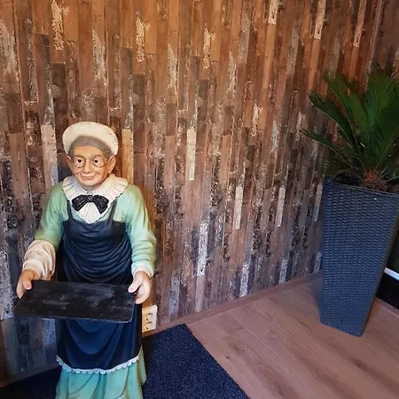 De Palmen * Afferden (Limburg)